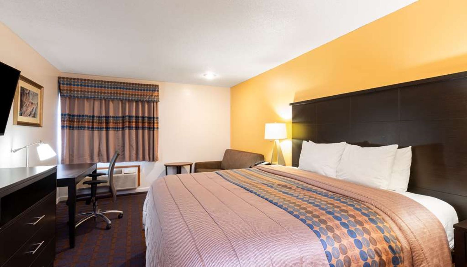 Room - Rodeway Inn Red Oak
