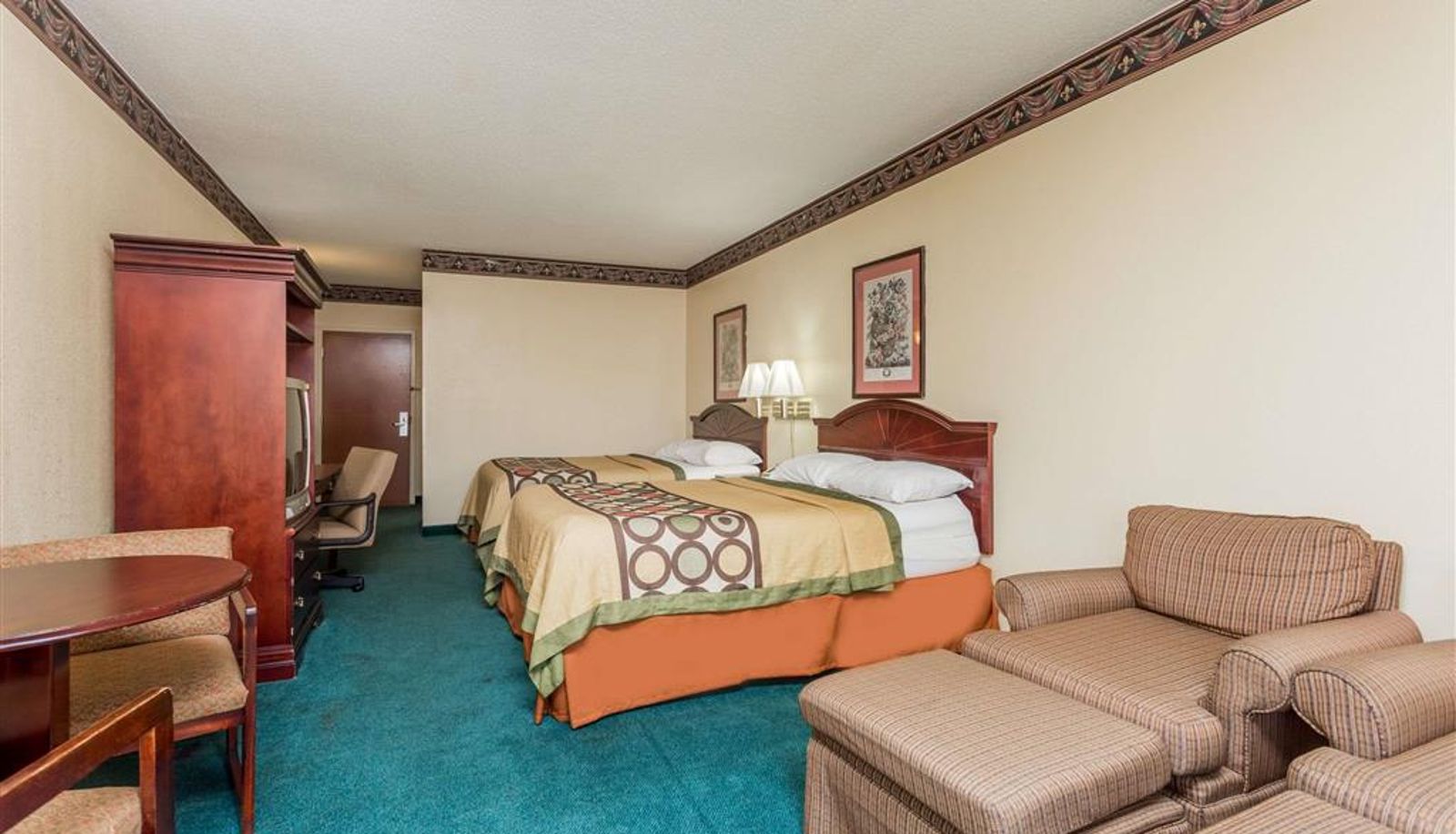 Room - Super 8 by Wyndham Piedmont Greenville Area