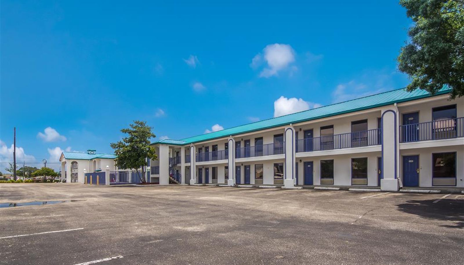 Außenansicht - Motel 6 Pensacola-NAS