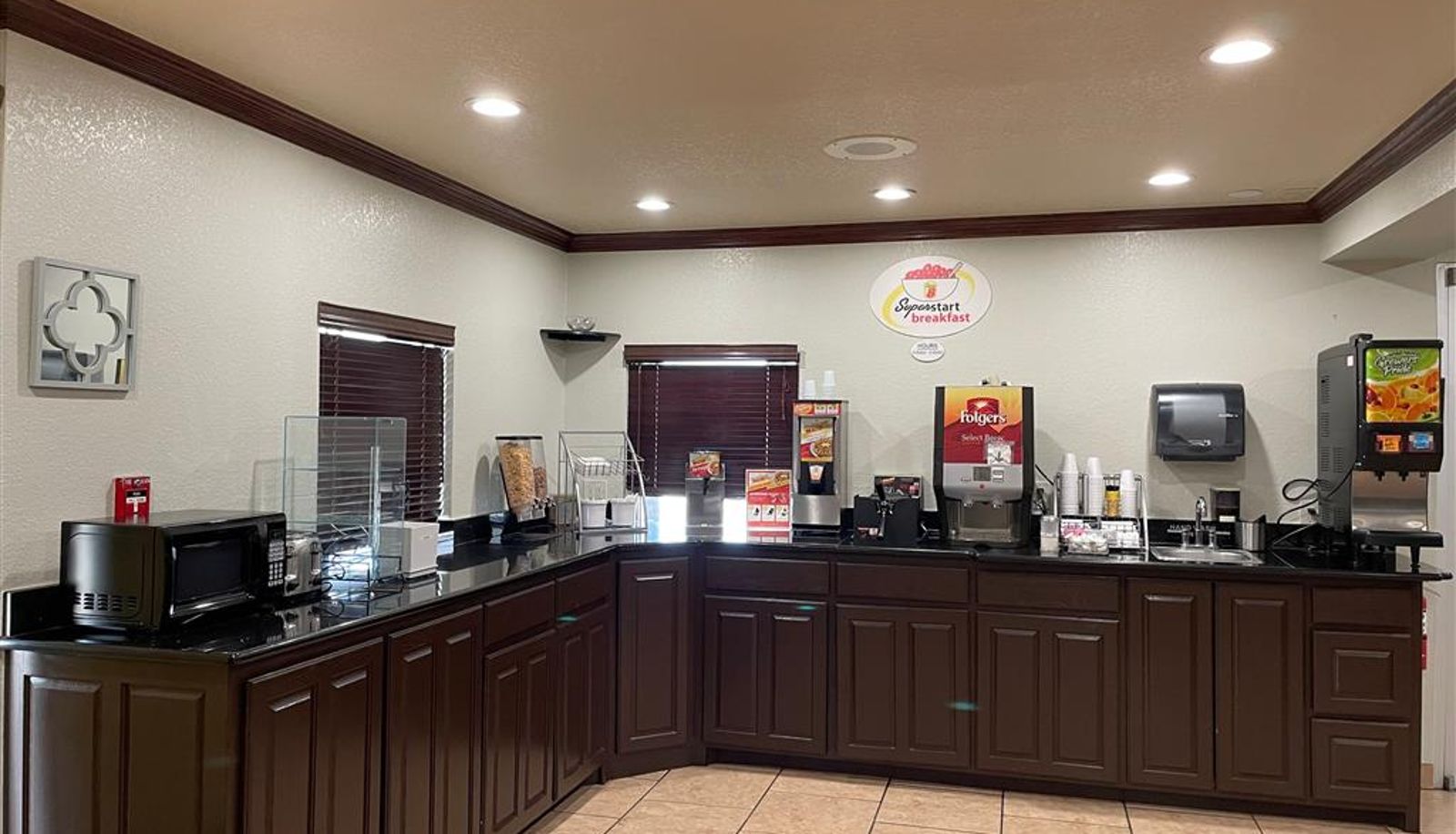 Innenbreich - Super 8 by Wyndham Amarillo Central TX