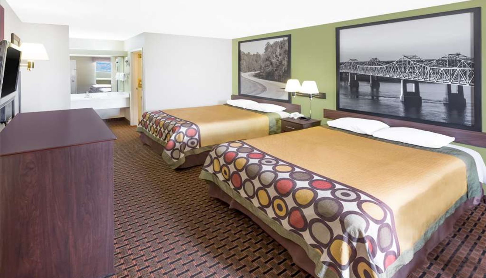 Zimmer - Super 8 by Wyndham Madison/Ridgeland Area