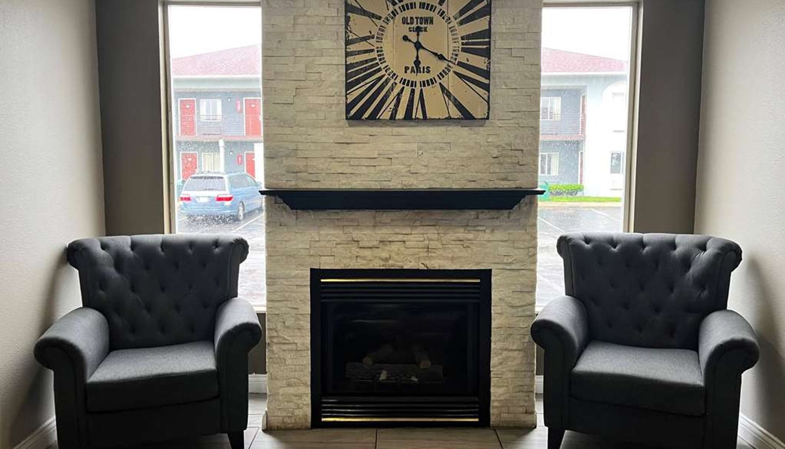 Hall - Super 8 by Wyndham Indianapolis/NE/Castleton Area