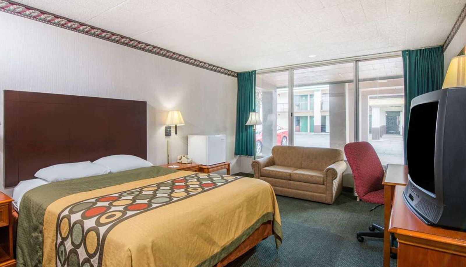 Zimmer - Super 8 by Wyndham Erie/I 90