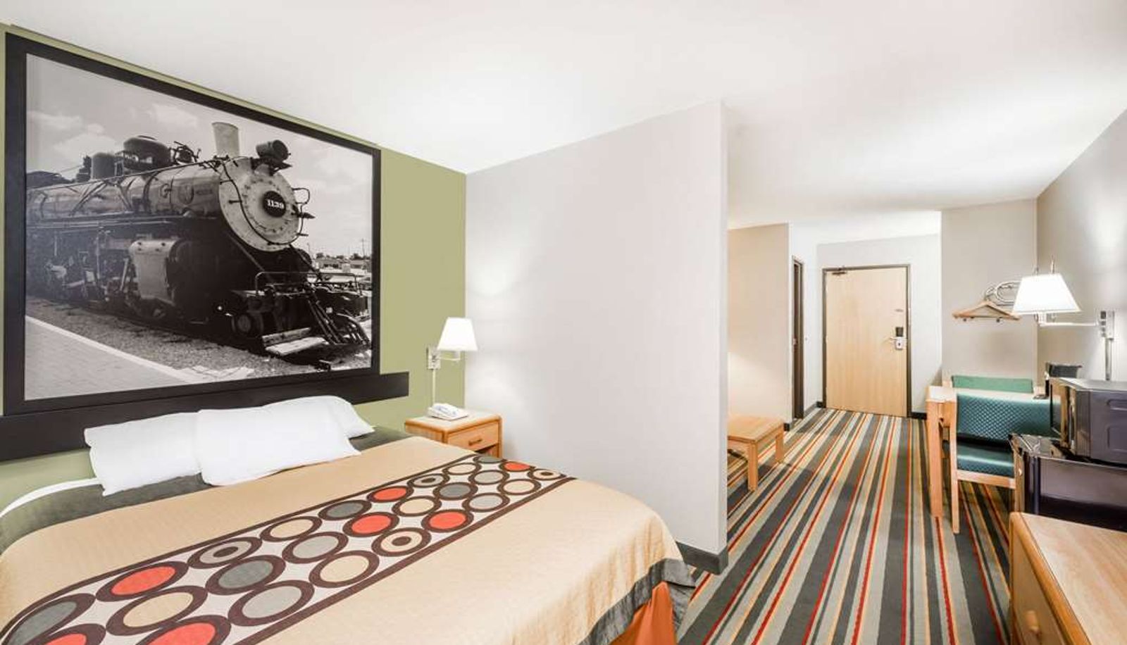 Room - Super 8 by Wyndham Chanute