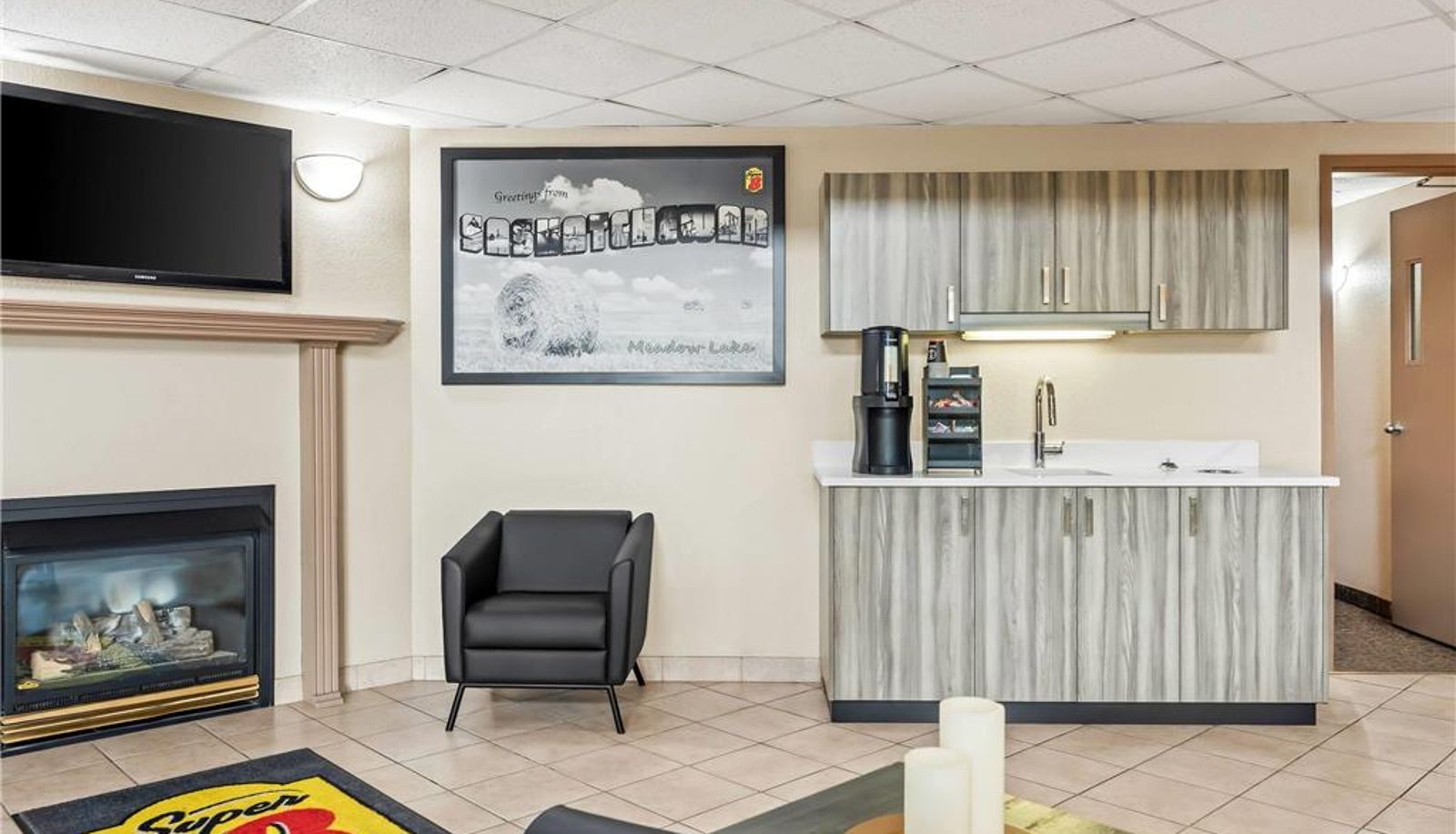 Lobby - Super 8 by Wyndham Meadow Lake