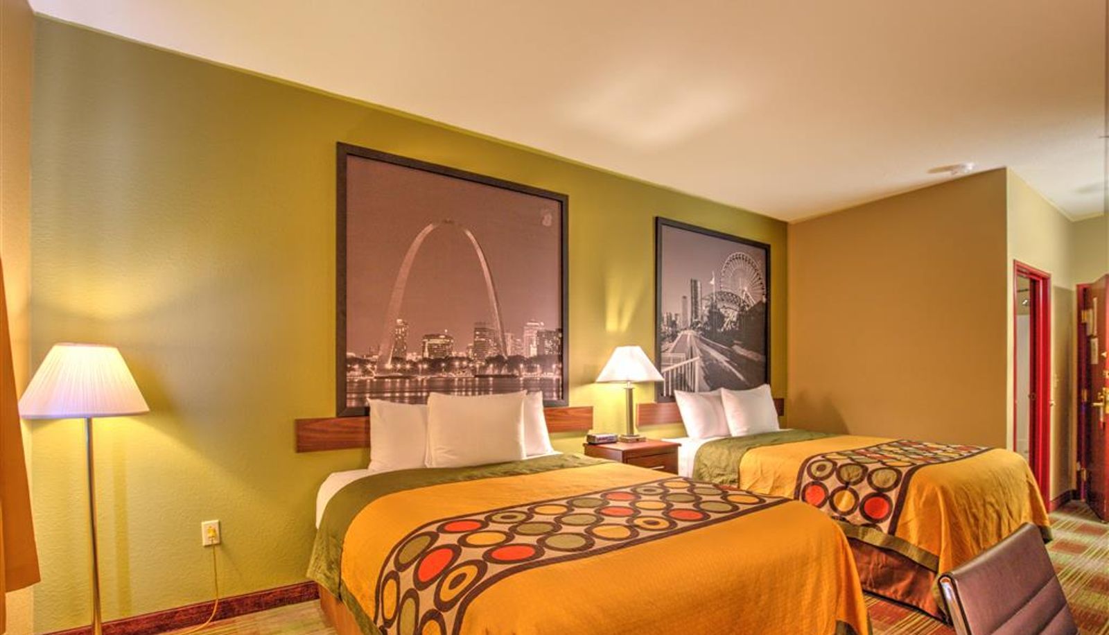 Room - Super 8 by Wyndham Waterloo