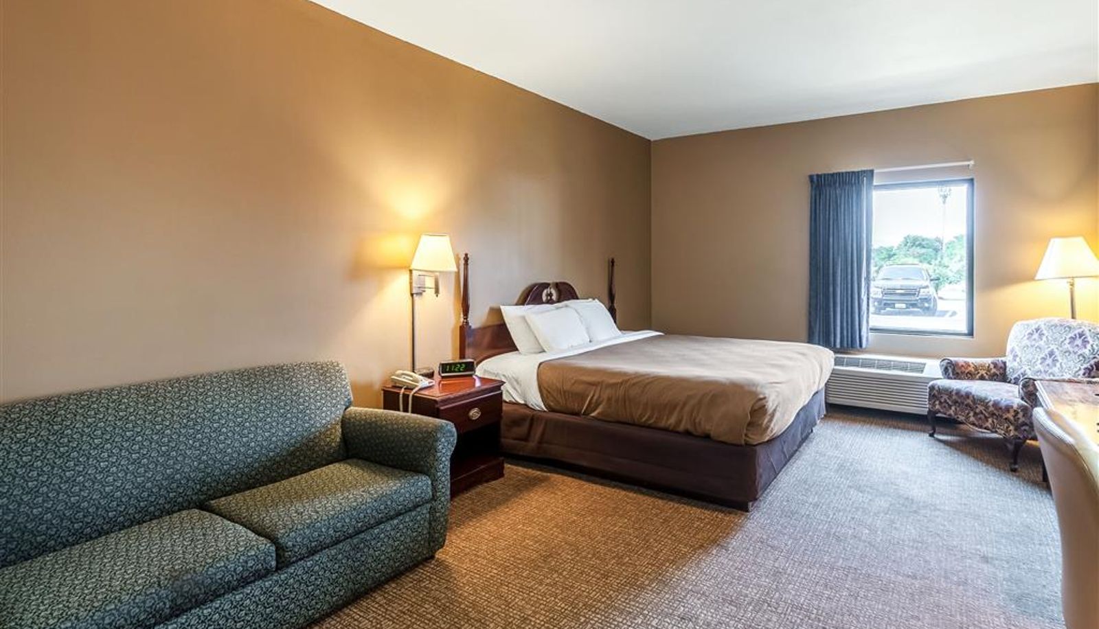 Zimmer - Econo Lodge Inn & Suites Middletown - Winchester South