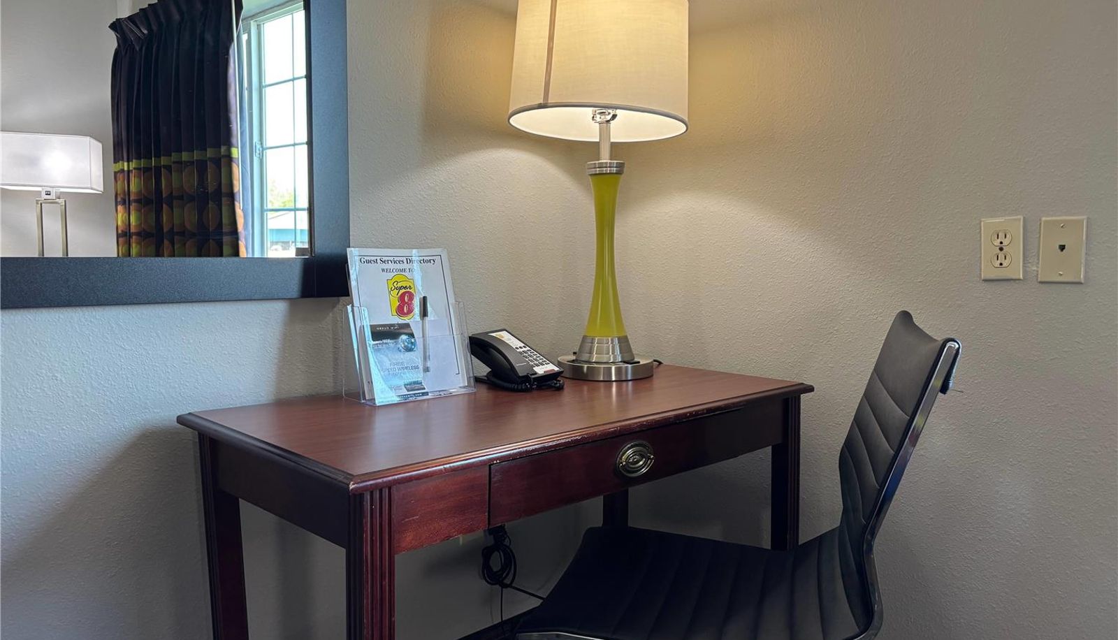 Zimmer - Super 8 by Wyndham Mt. Carmel IL