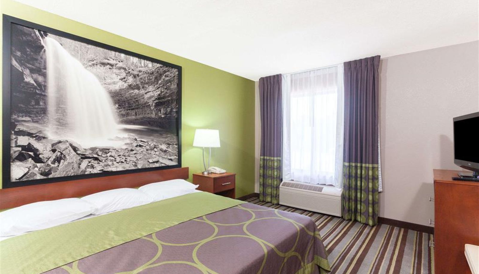 Kamer - Super 8 by Wyndham Clarksville Northeast