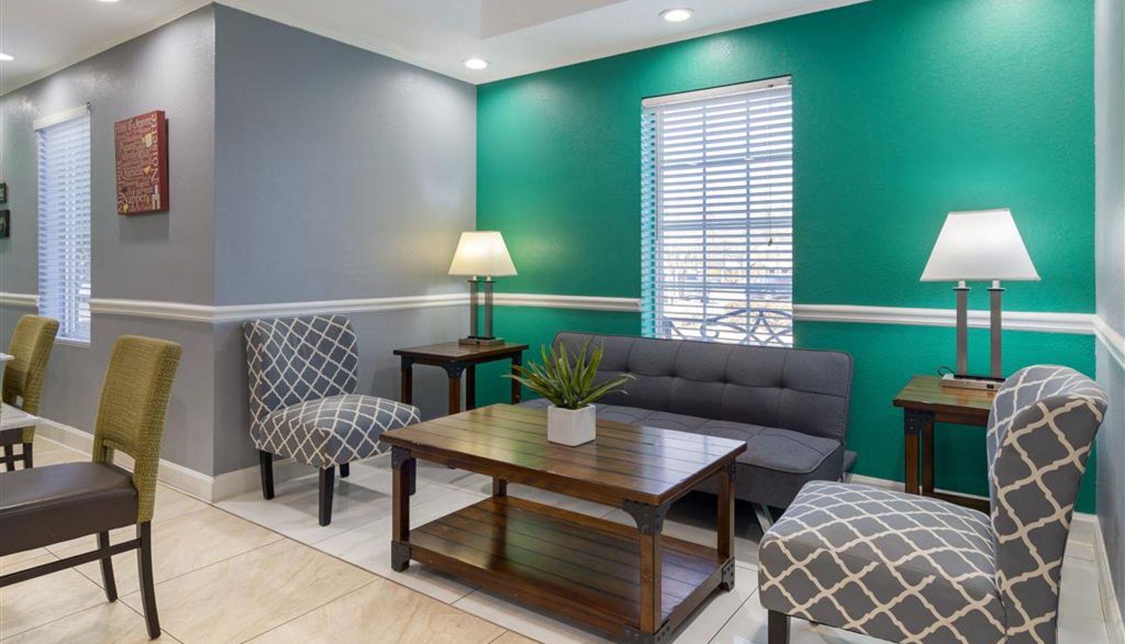 Hall - QUALITY INN NEWNAN