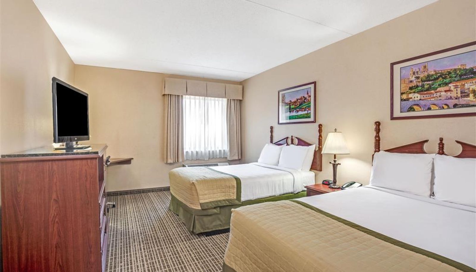 Habitación - Baymont by Wyndham Louisville Airport South