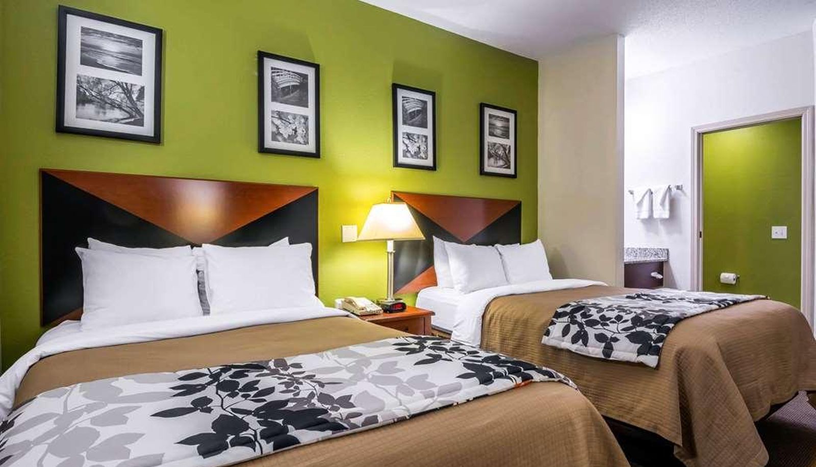 Quadruple room - SLEEP INN PEACHTREE CITY