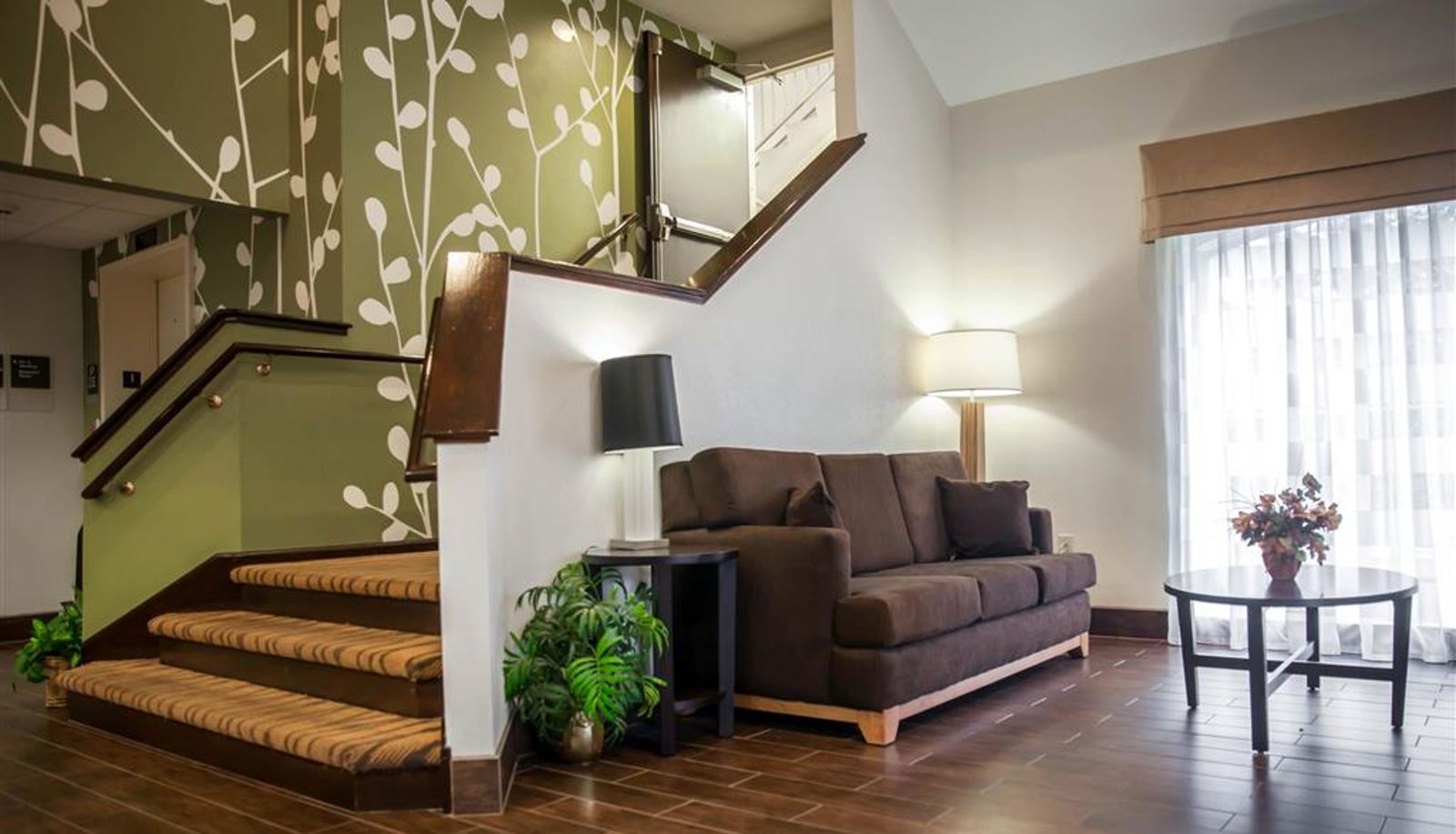 Hall - Sleep Inn and Suites
