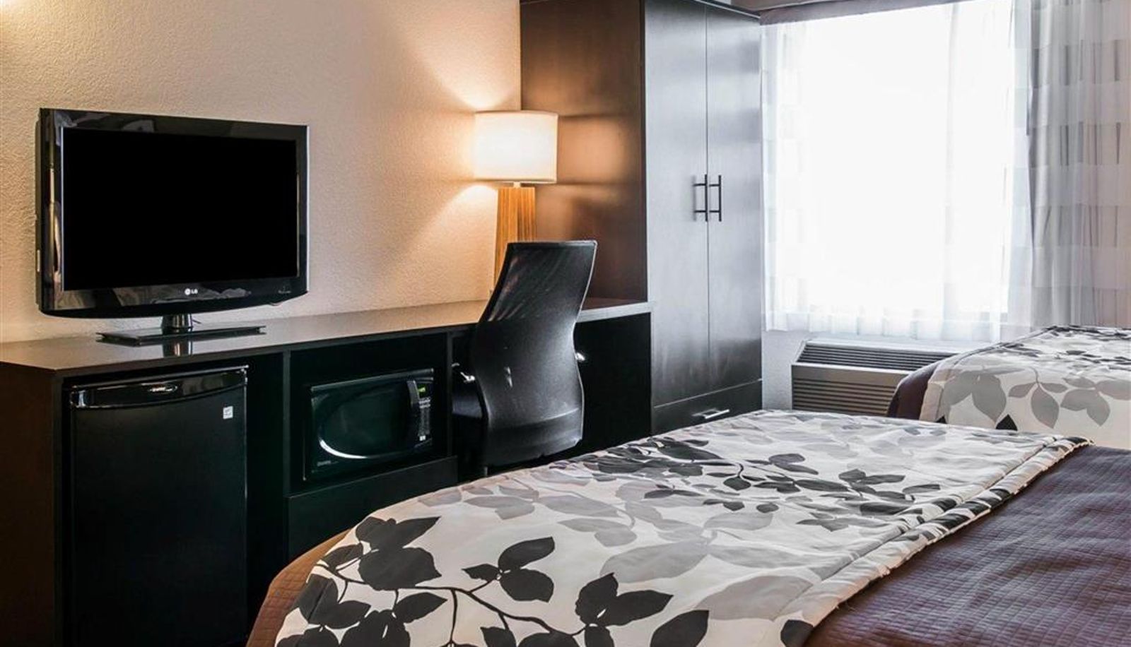Room - Sleep Inn Midland - Bay City West