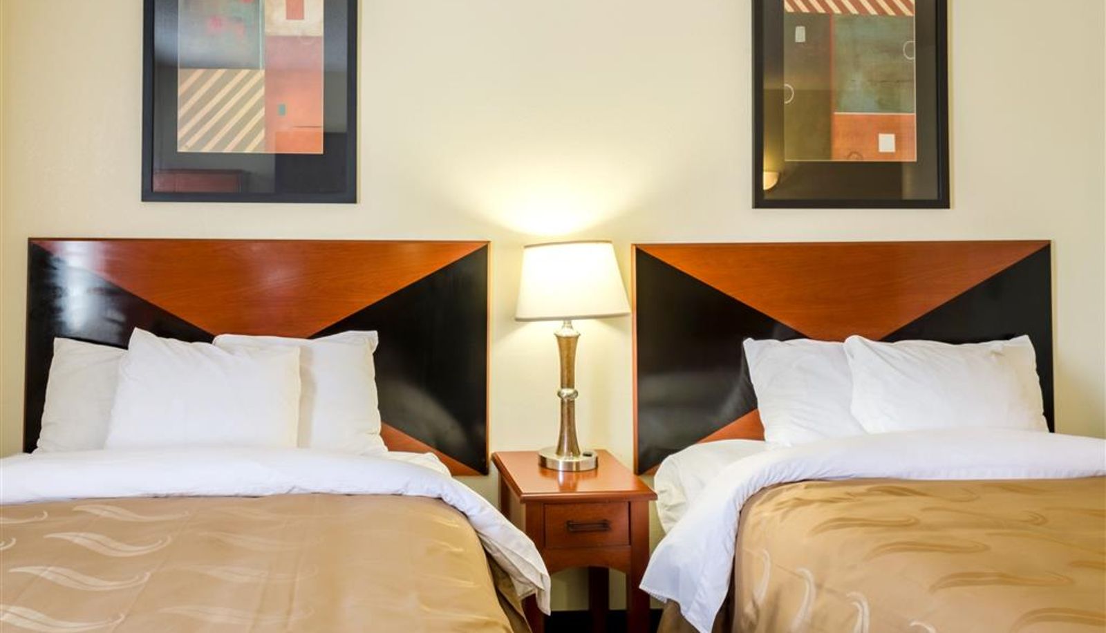 Zimmer - Quality Inn Meridian