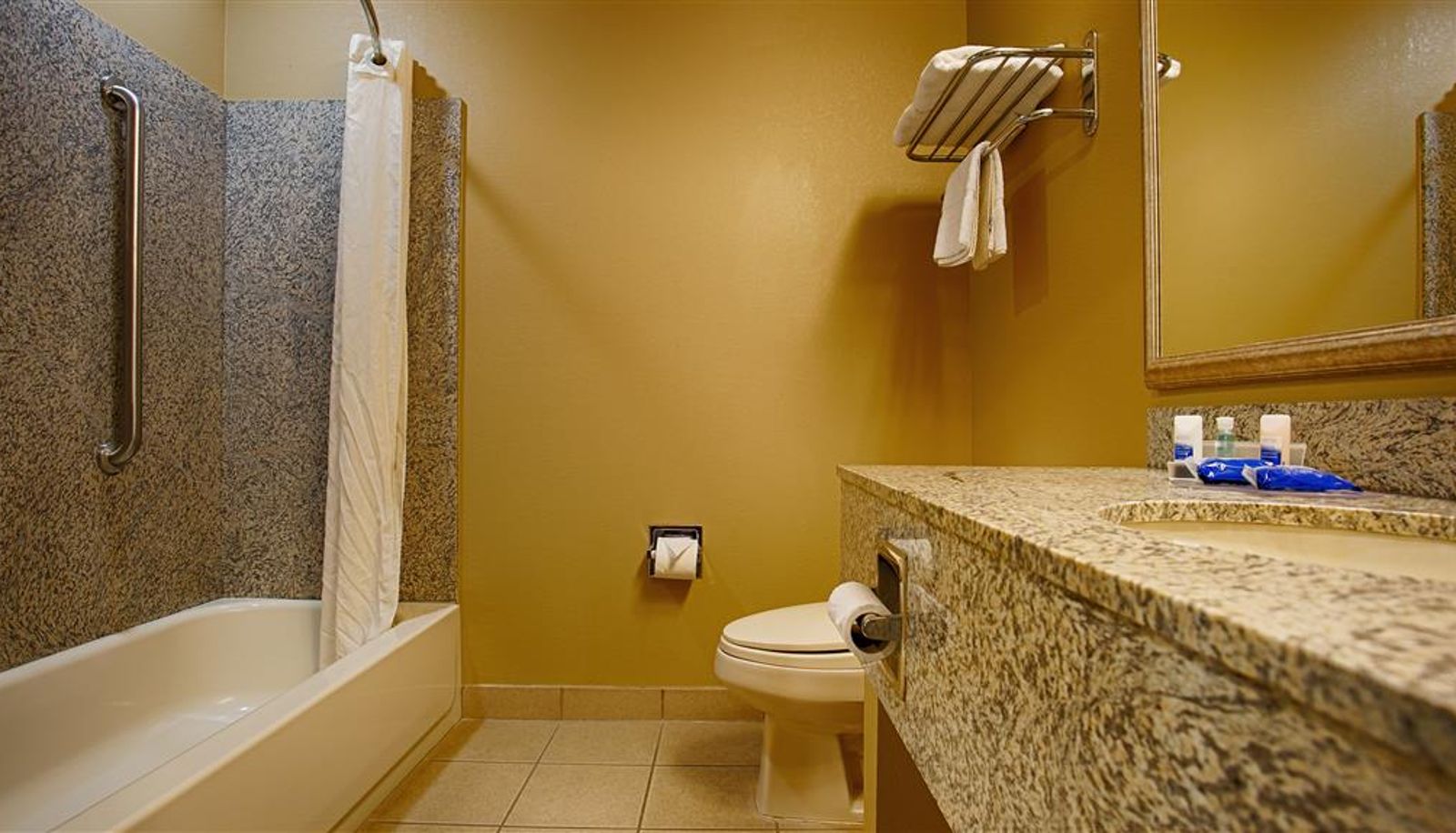 Zimmer - Best Western Plus Woodland Hills Hotel & Suites