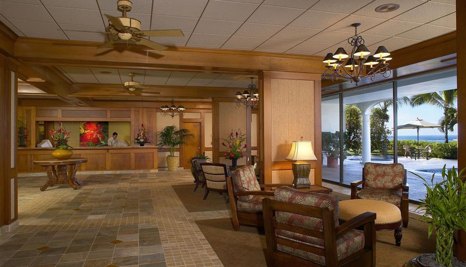 Hall - Lahaina Shores Beach Resort a Destination by Hyatt Residence