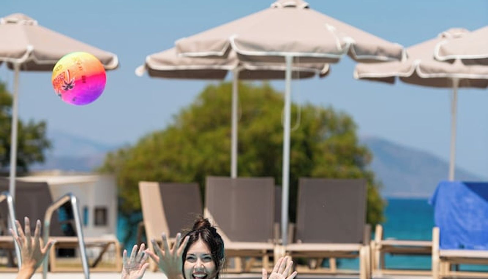 Piscina - Aeolos Beach Hotel