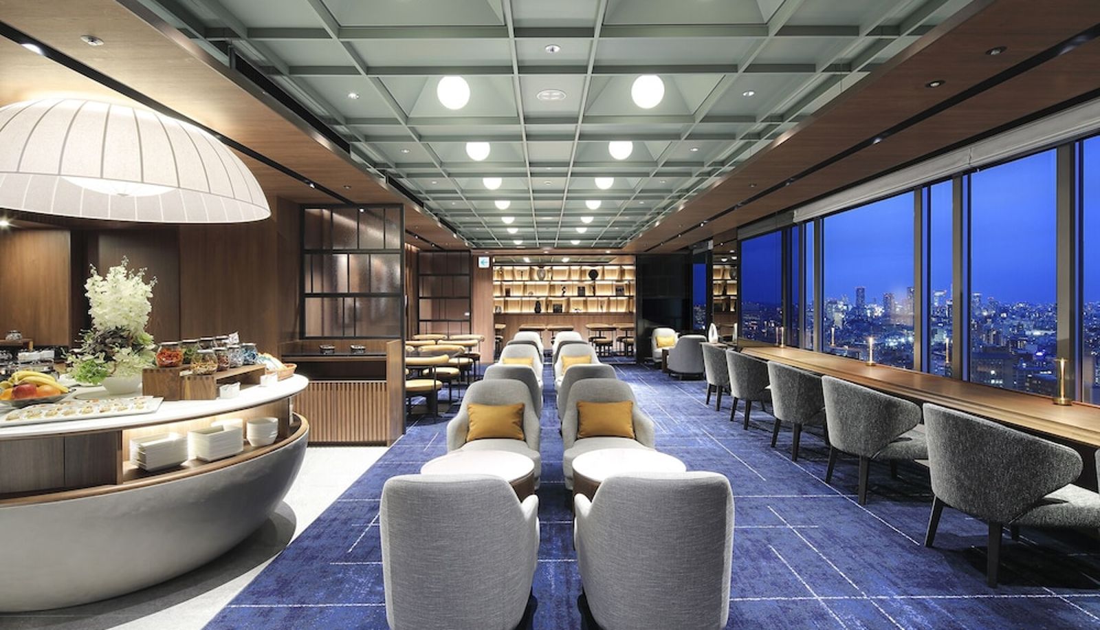 Camera business - Tokyo Dome Hotel