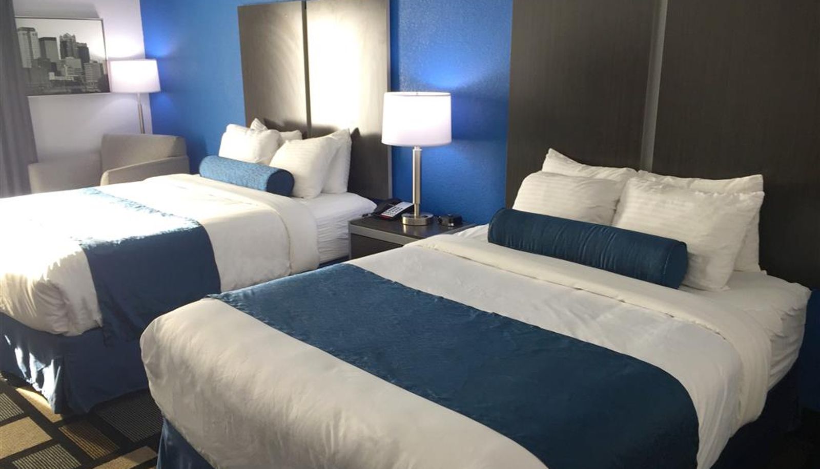 Room - Best Western Plus Birmingham Inn & Suites