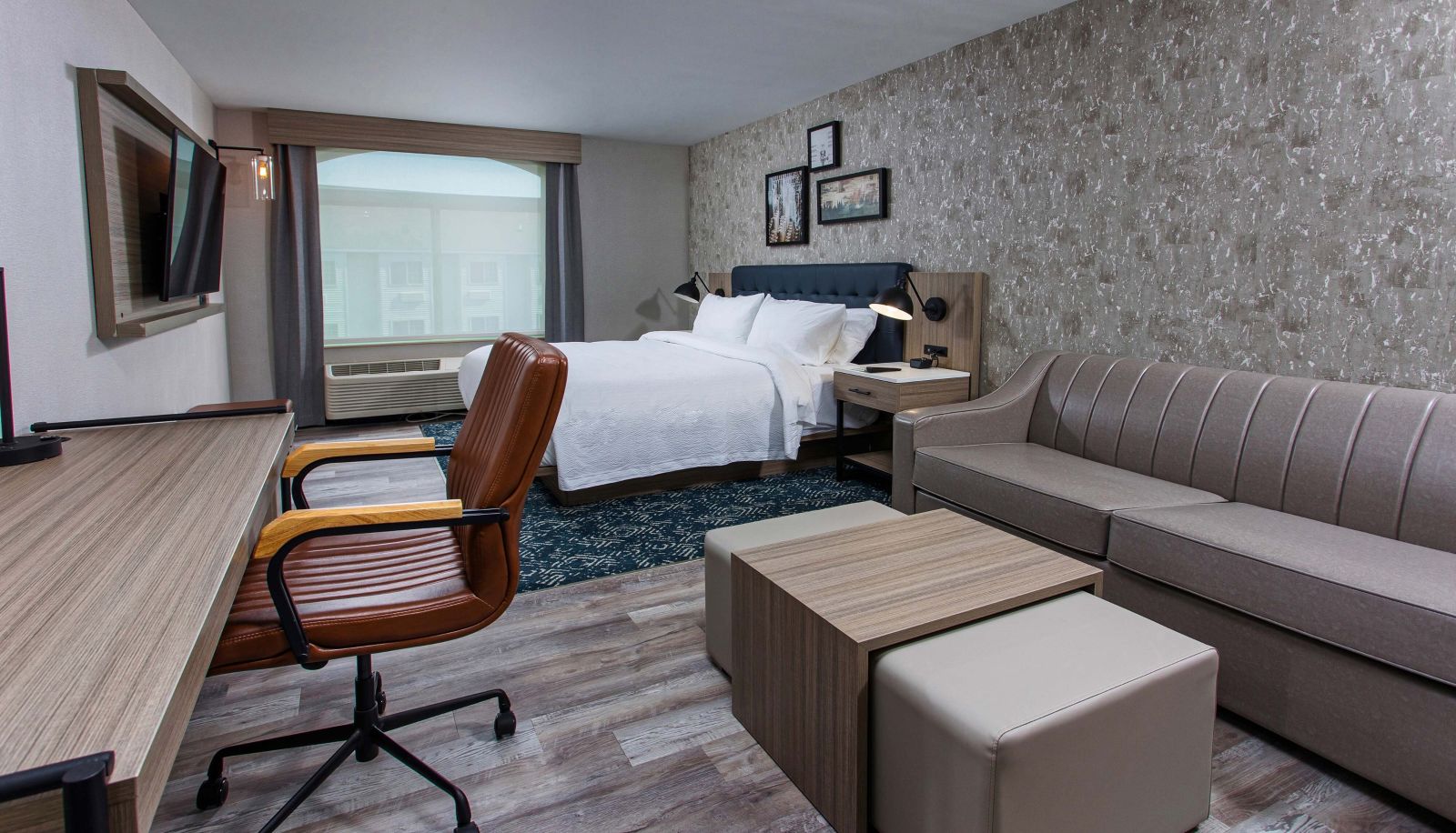 Zimmer - Four Points by Sheraton Appleton
