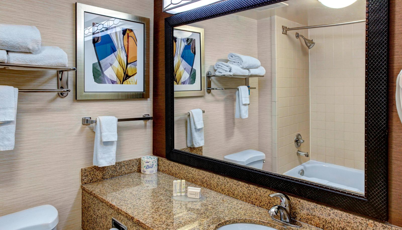 Room - Fairfield Inn and Suites by Marriott Anniston Oxford
