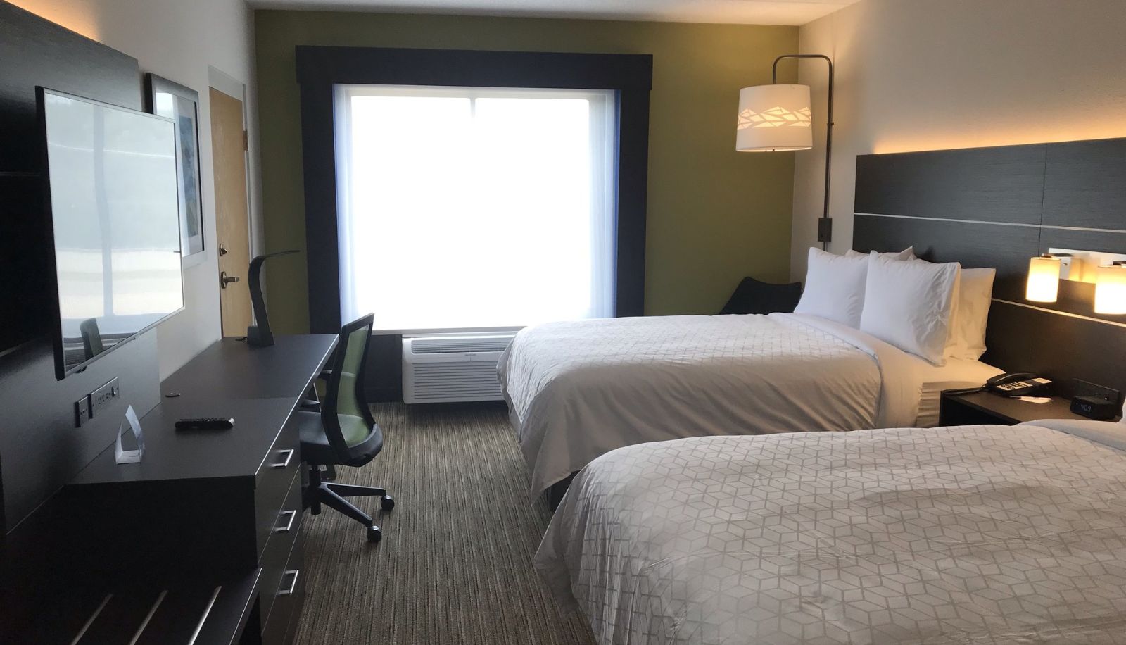 Zimmer - Holiday Inn Express & Suites PROSPECT HEIGHTS by IHG