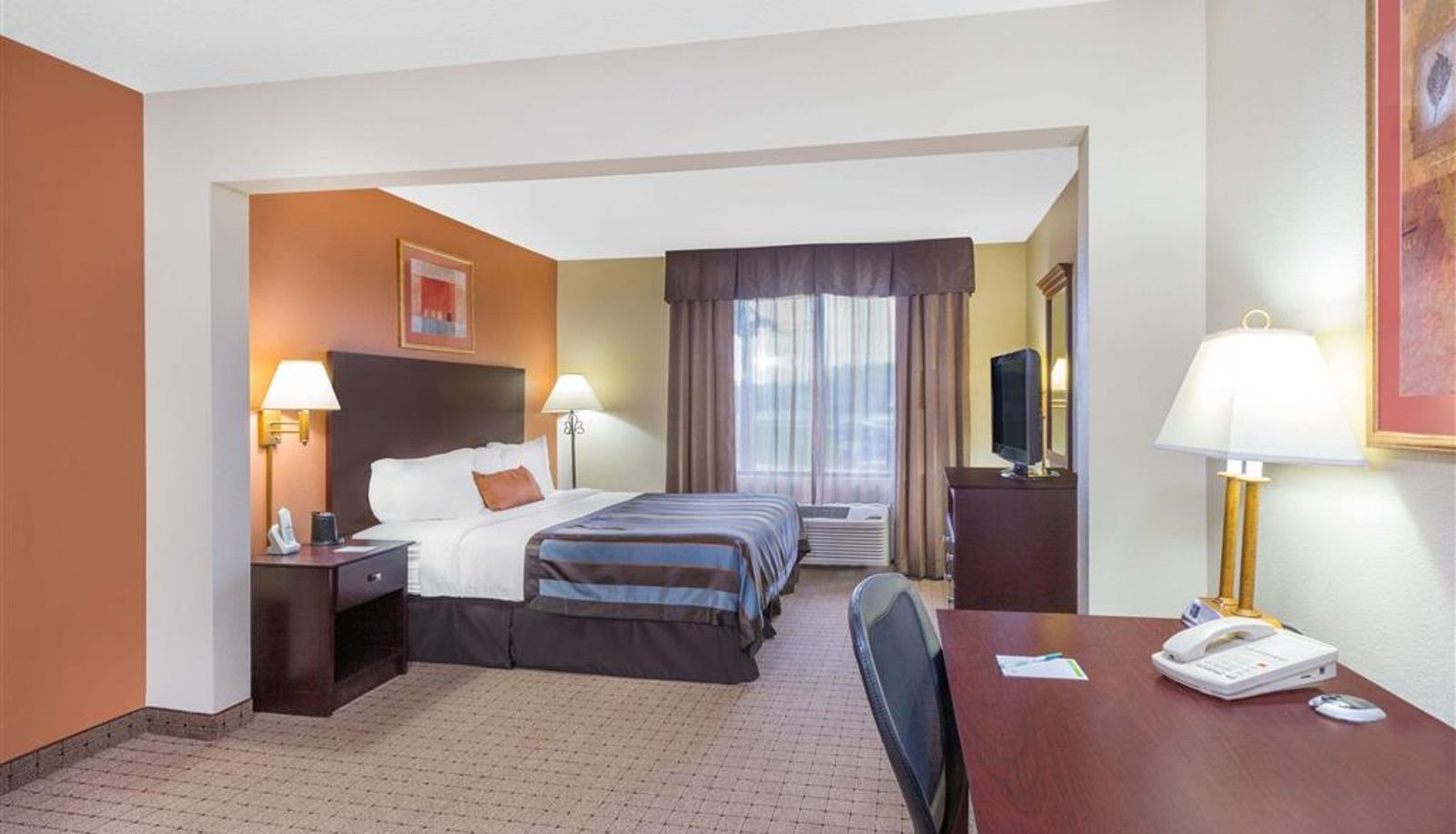 Zimmer - Wingate by Wyndham West Monroe