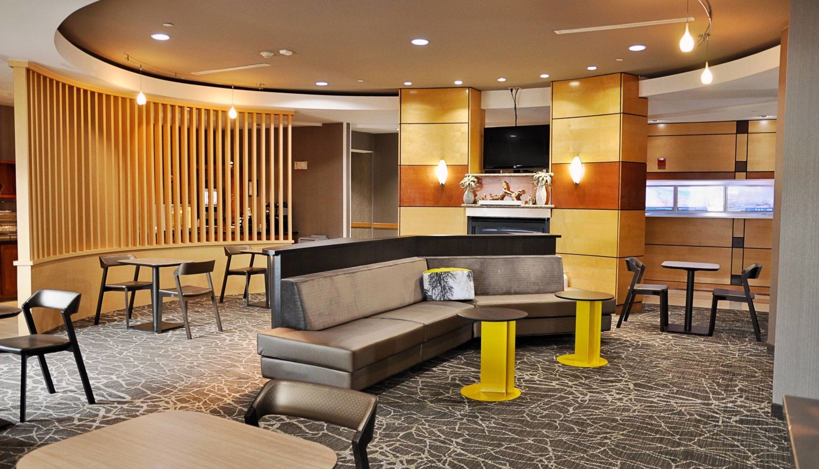 Hall - SpringHill Suites by Marriott Houston Katy Mills