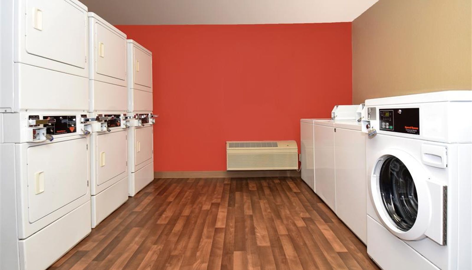 Interior view - EXTENDED STAY AMERICA WALTHAM 52 4TH AV