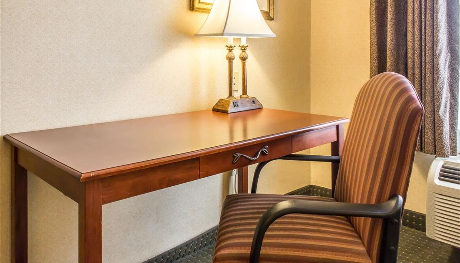 Camera - Quality Inn Hackettstown - Long Valley