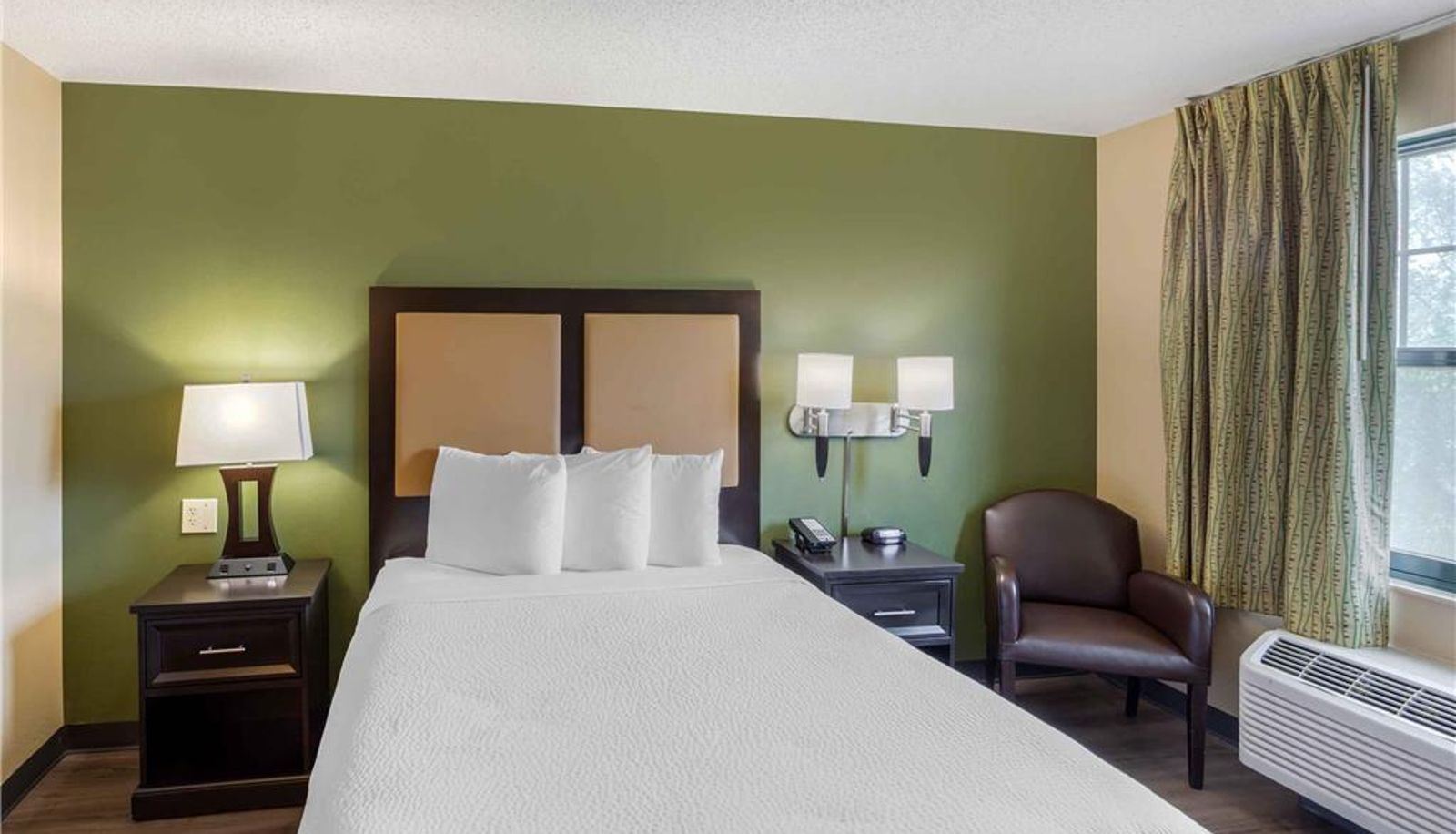 Zimmer - Extended Stay America - New York City - LaGuardia Airport