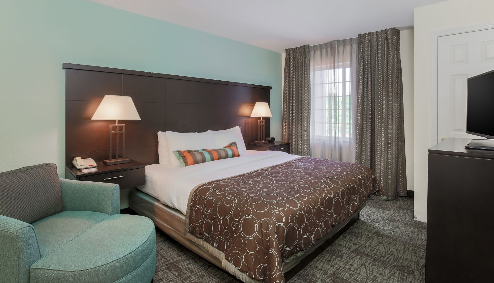 Room - Staybridge Suites PHILADELPHIA-MT. LAUREL by IHG