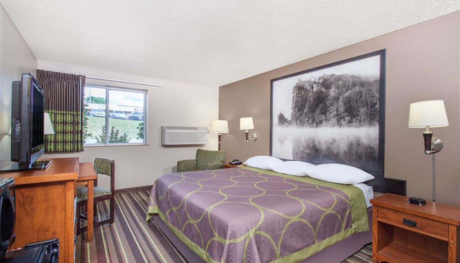 Room - Super 8 by Wyndham Richlands/Claypool Hill Area