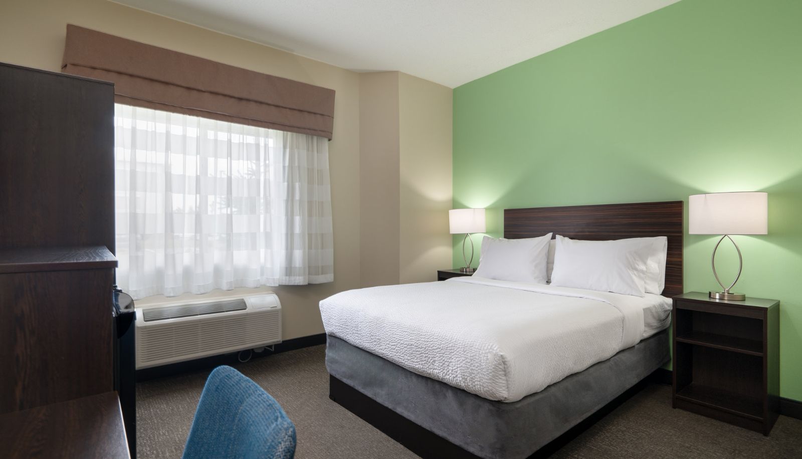 Zimmer - Garner Hotel LONDONDERRY - MANCHESTER by IHG
