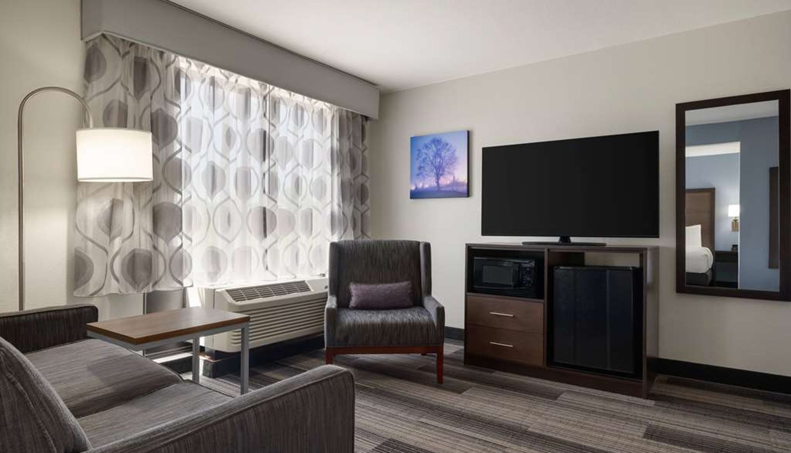 Zimmer - La Quinta Inn & Suites by Wyndham Springfield Airport Plaza