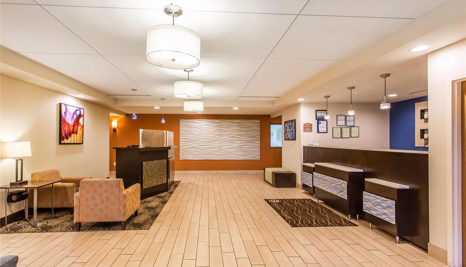 Hall - COMFORT INN AND SUITES COOKEVILLE