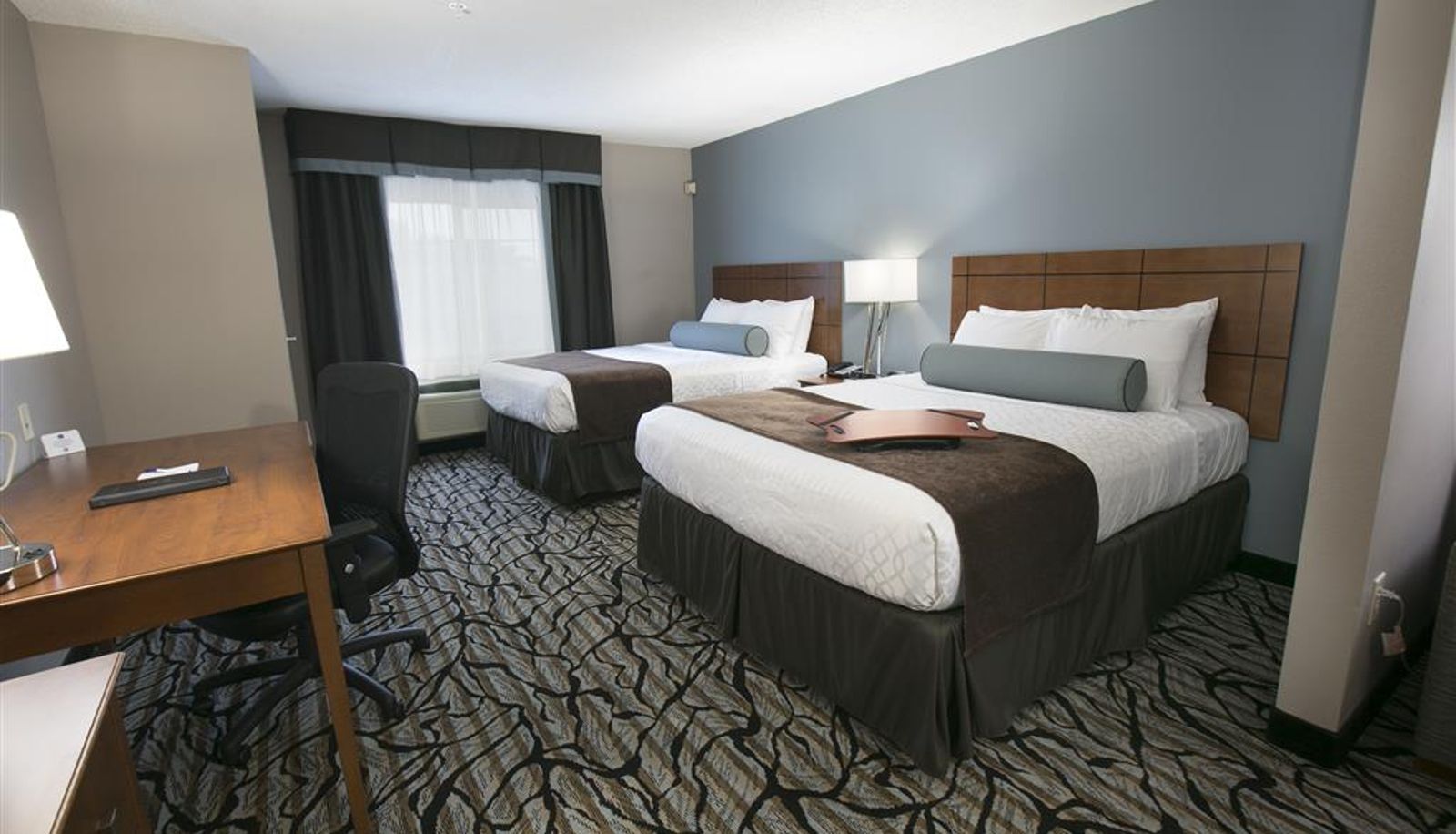 Room - Best Western Plus Blaine at the National Sports Center