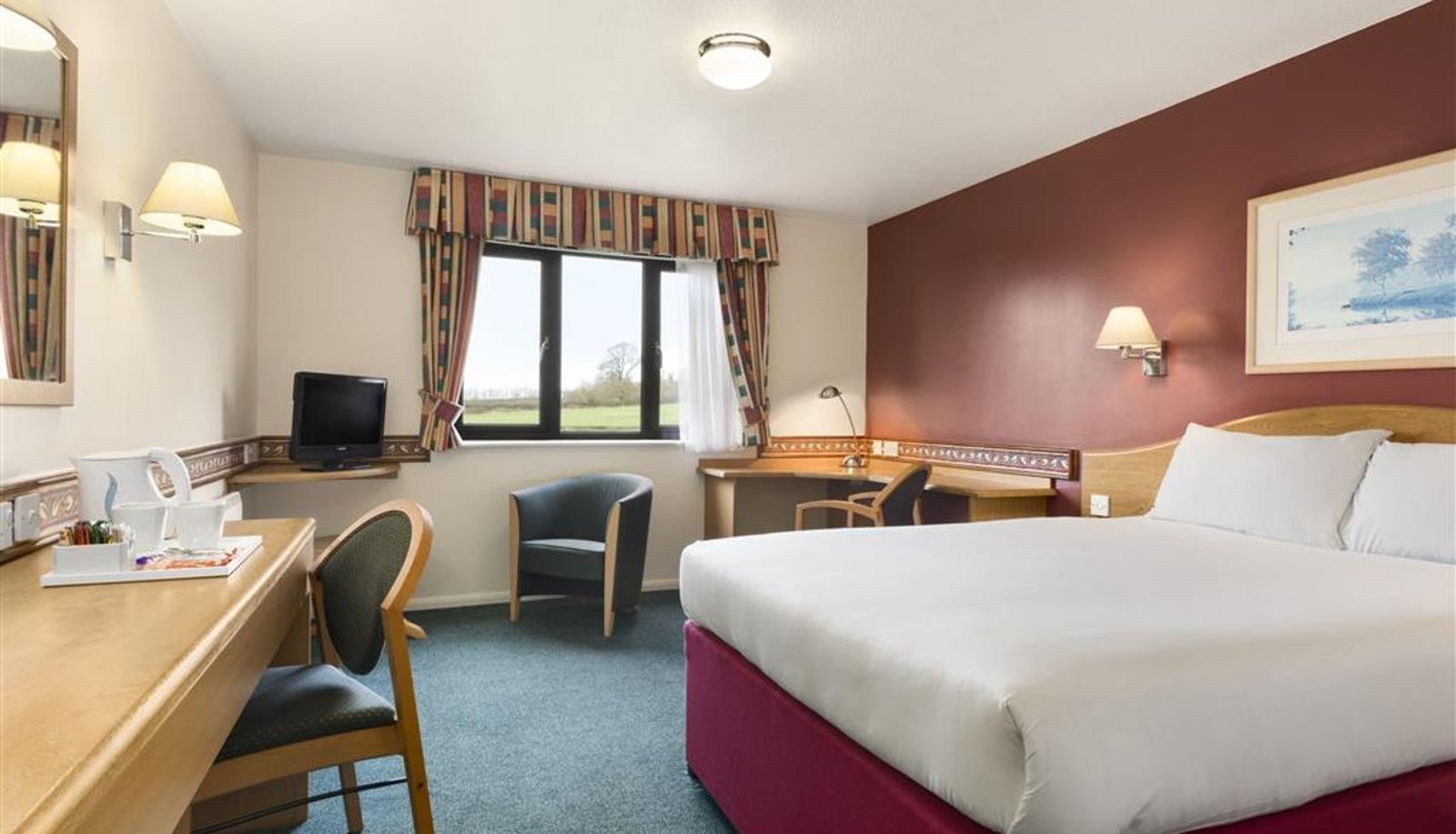 Room - Days Inn by Wyndham Michaelwood M5 Welcome Break Service Area