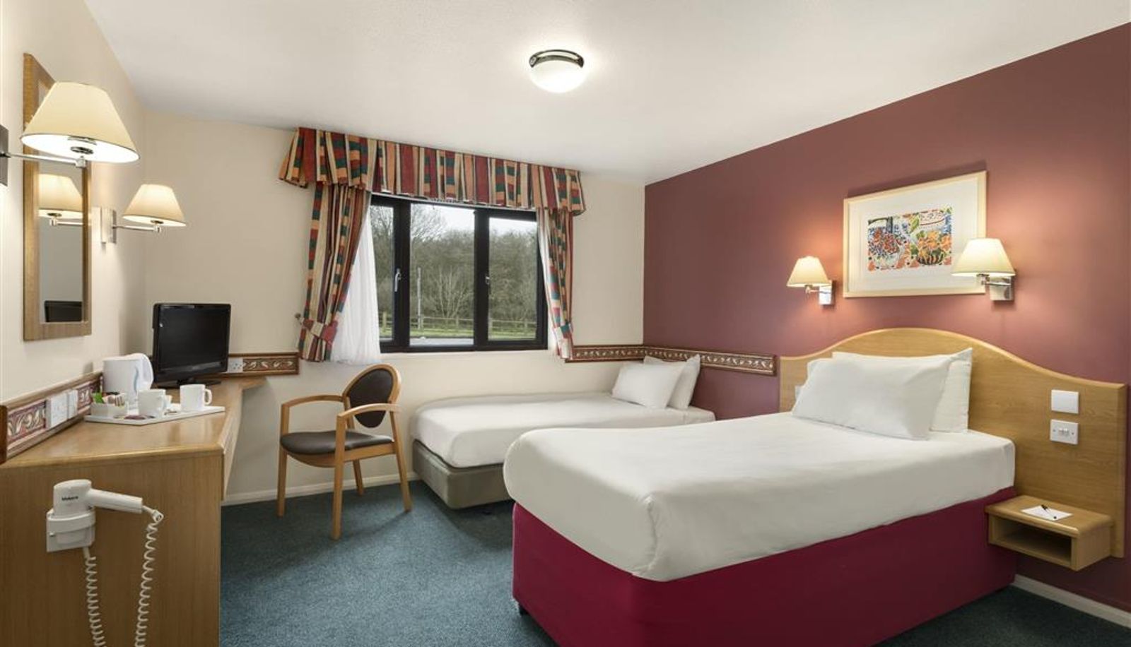 Room - Days Inn by Wyndham Michaelwood M5 Welcome Break Service Area