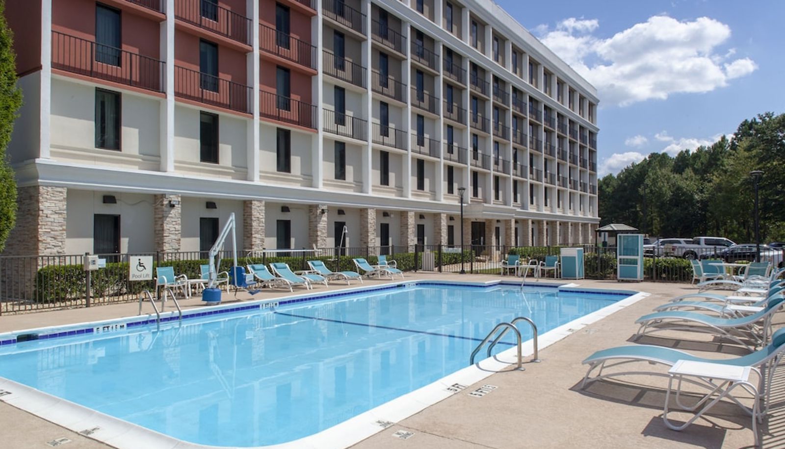 Pool - Holiday Inn Express ATLANTA AIRPORT-COLLEGE PARK by IHG