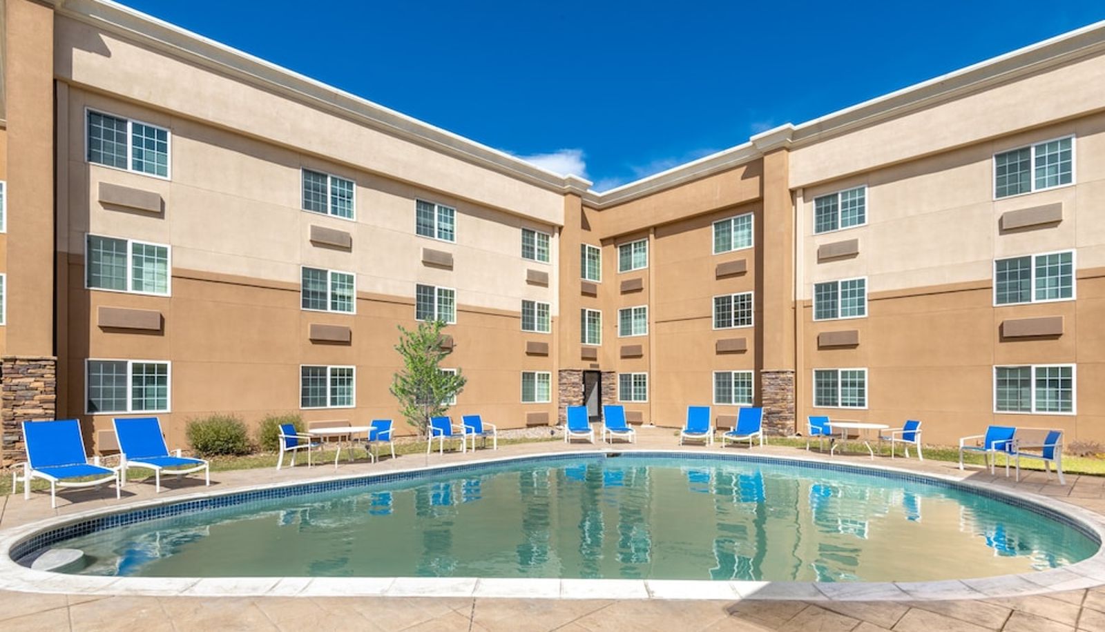 Pool - Holiday Inn Express & Suites WHEAT RIDGE-DENVER WEST by IHG