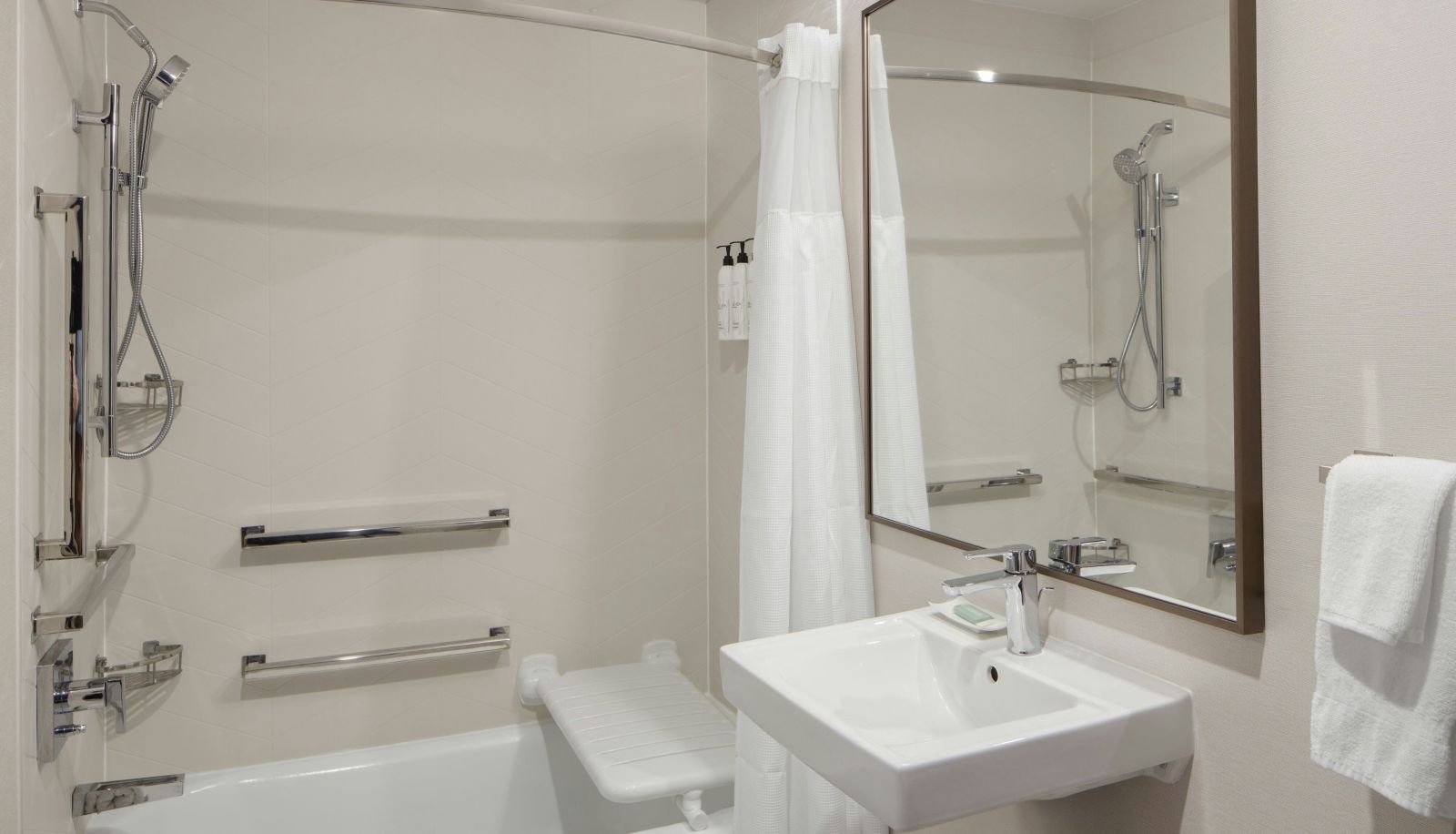 Camera - Fairfield Inn and Suites by Marriott Clovis