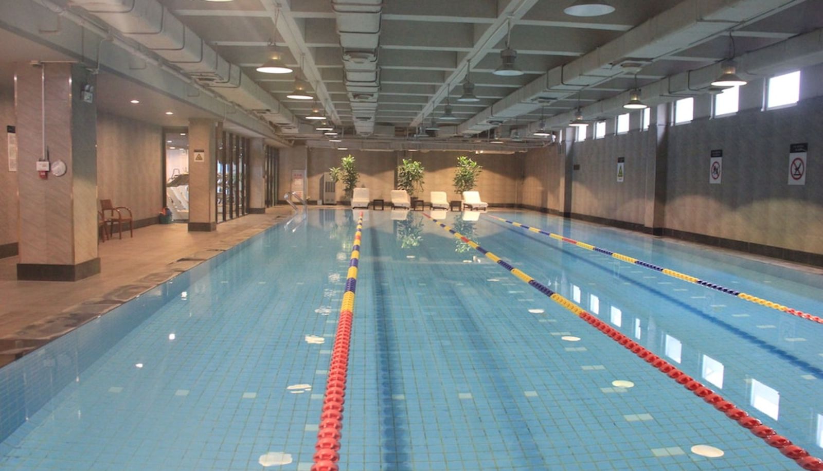 Pool - GREEN PARK VILLA HOTELL