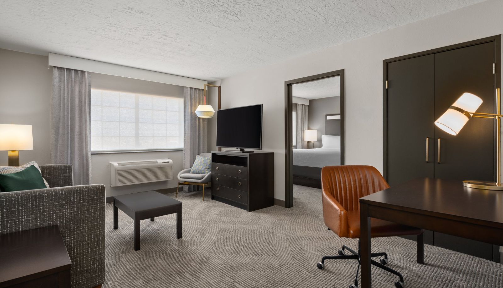 Zimmer - Holiday Inn & Suites ALBUQUERQUE AIRPORT by IHG