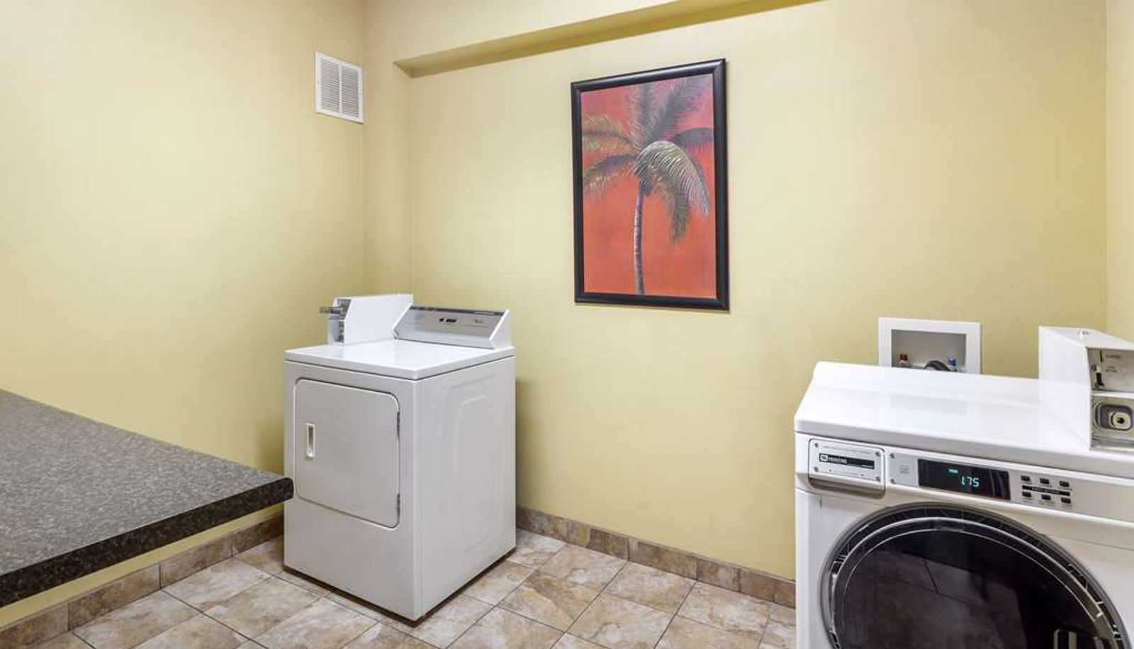 Interior view - Spark by Hilton Wilmington Carolina Beach Rd