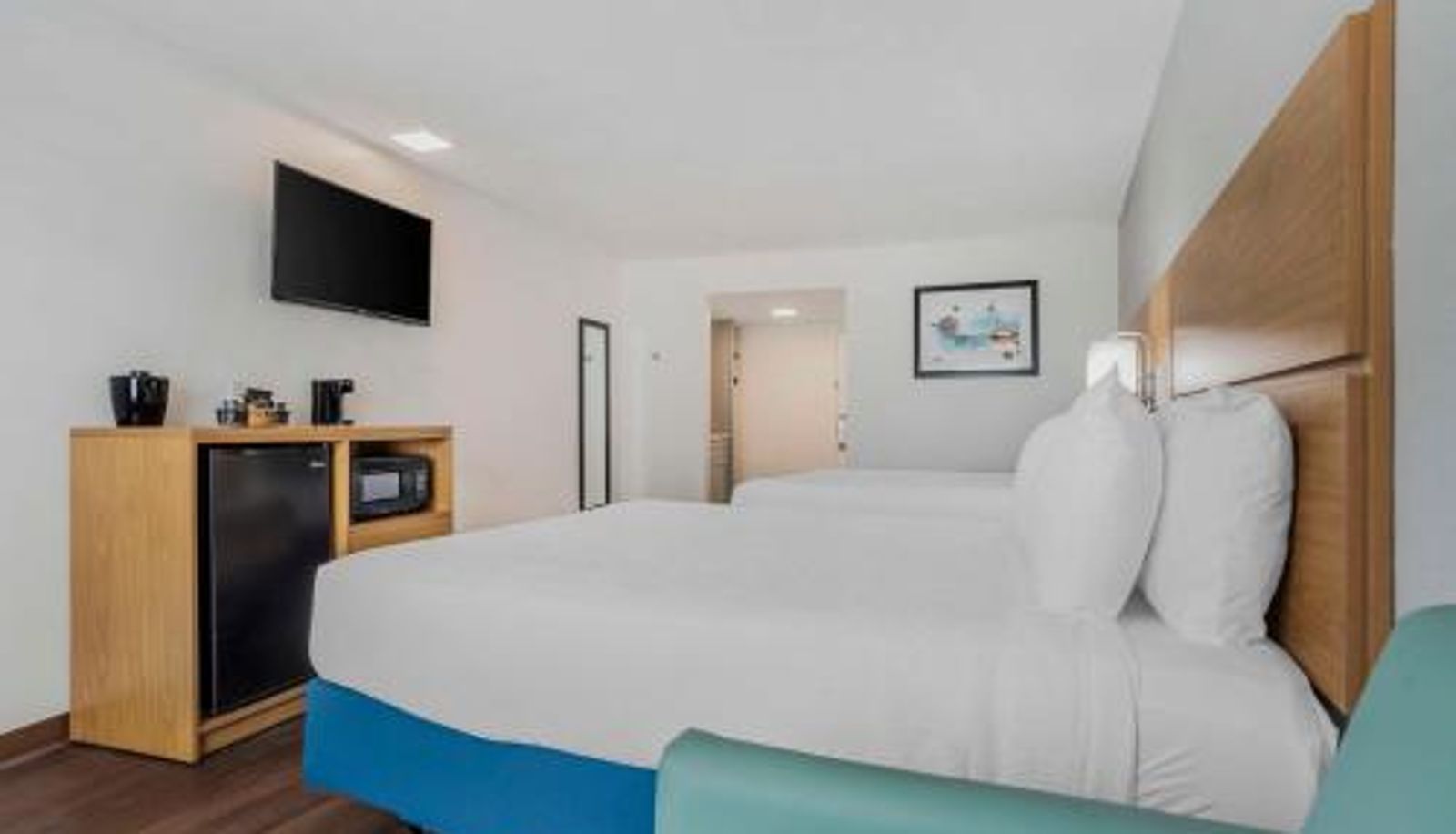 Room - a By the Sea Resort Chateau Beachfront Hotel