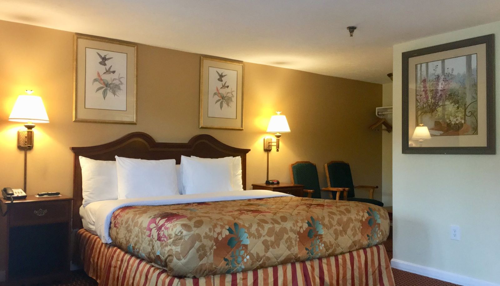 Room - Scottish Inns Sturbridge
