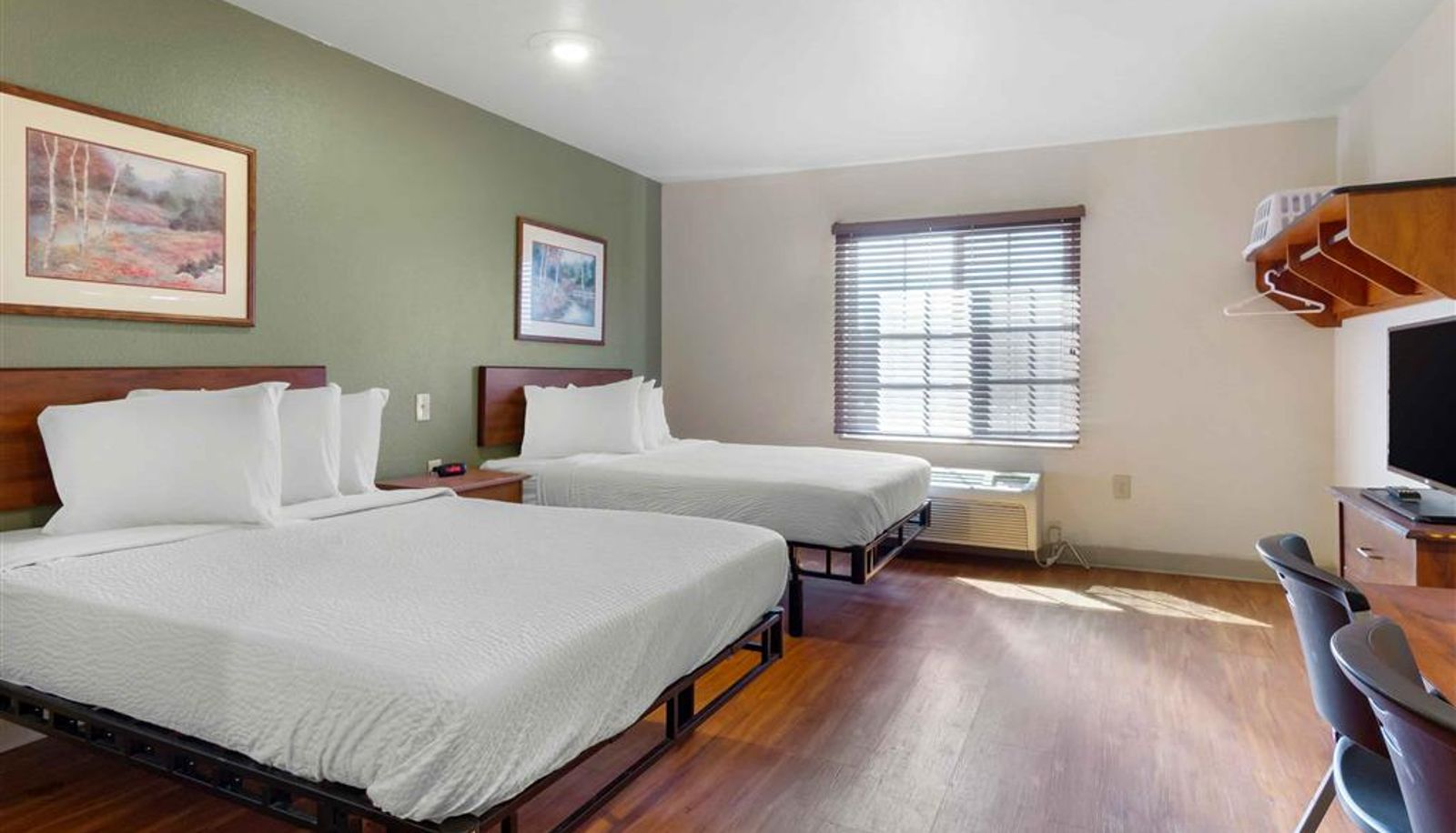 Zimmer - Extended Stay America Select Suites - Kansas City - South - I-49