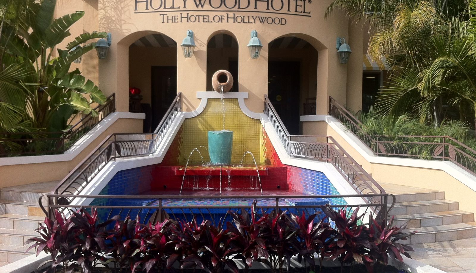 Info - Hollywood Hotel
